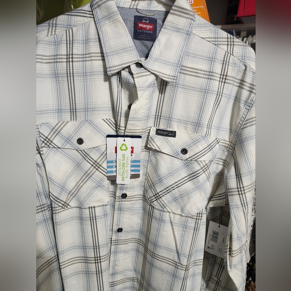 Plaid Button-Up Shirt - Picture 3 of 5